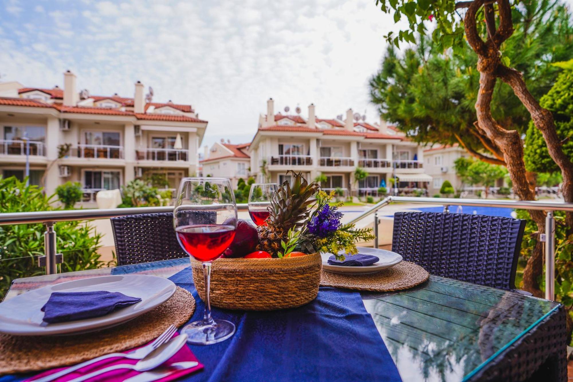 Sunset Beach Club Aqua Lettings Fethiye Zewnętrze zdjęcie