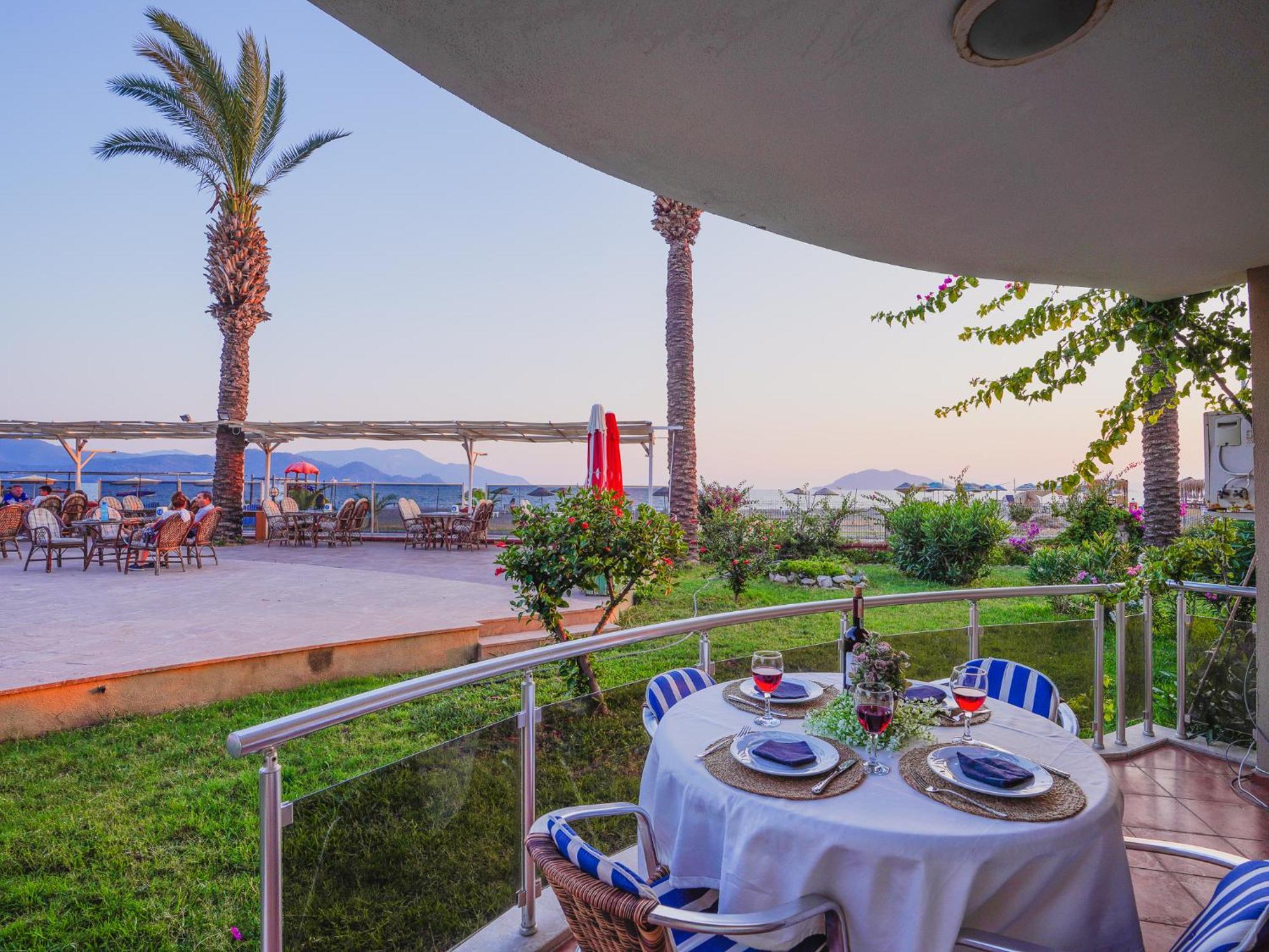 Sunset Beach Club Aqua Lettings Fethiye Zewnętrze zdjęcie